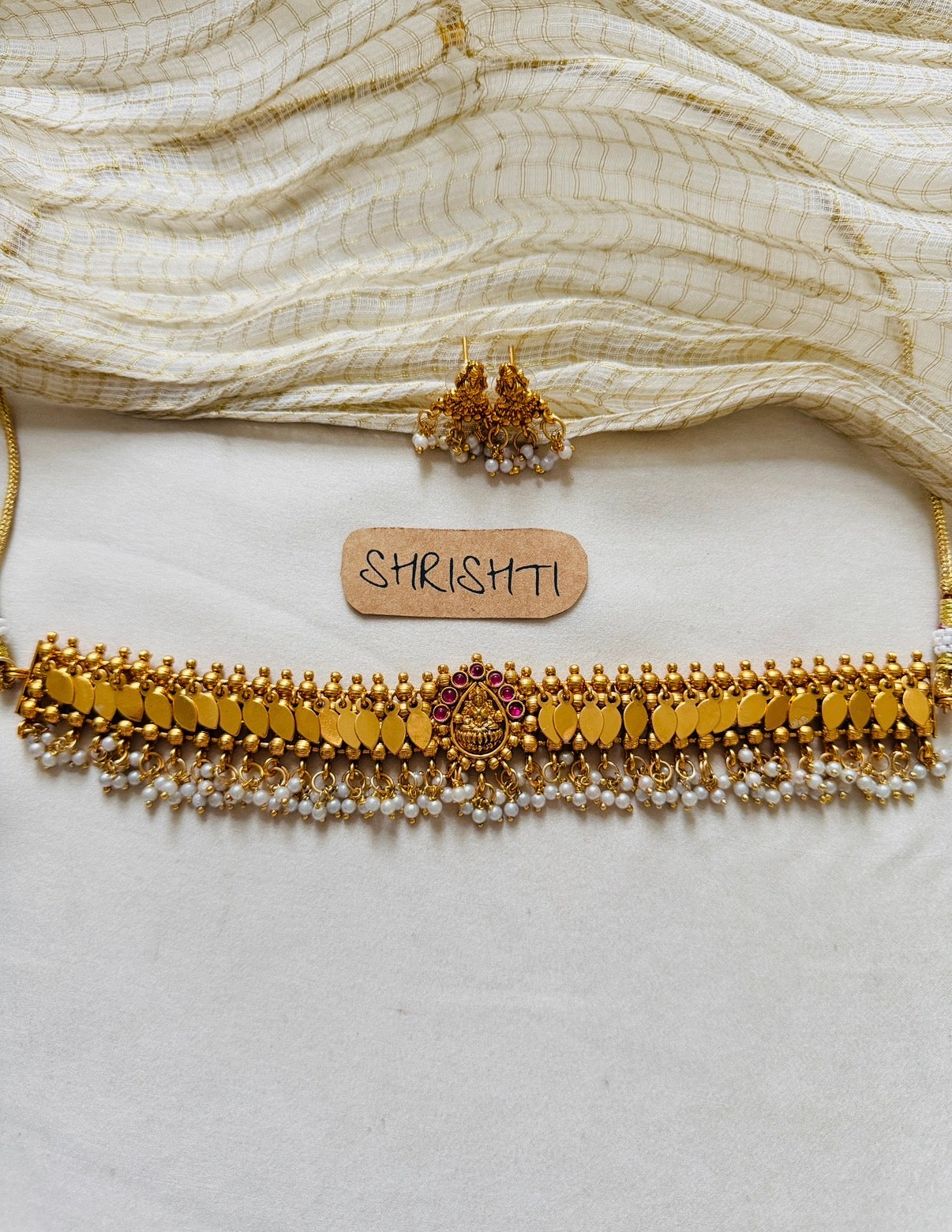 Devi elakkathali pearls