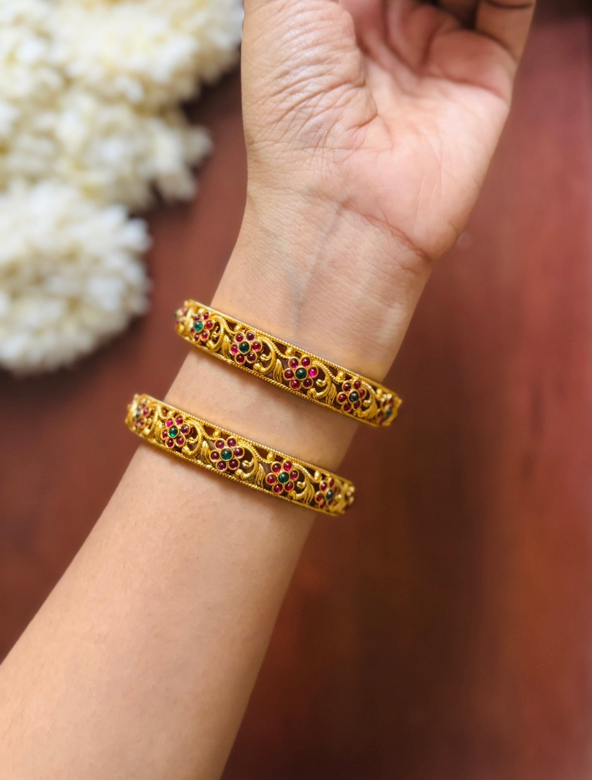 kemp Gold Bangles 2.6