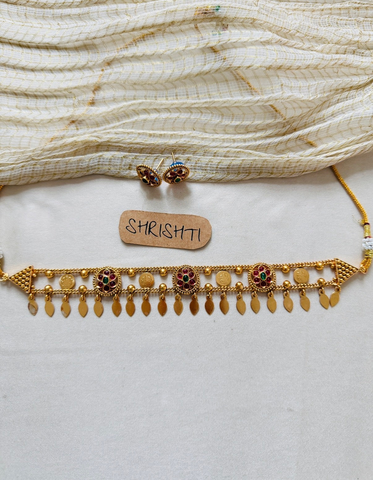 kemp choker elakkathali