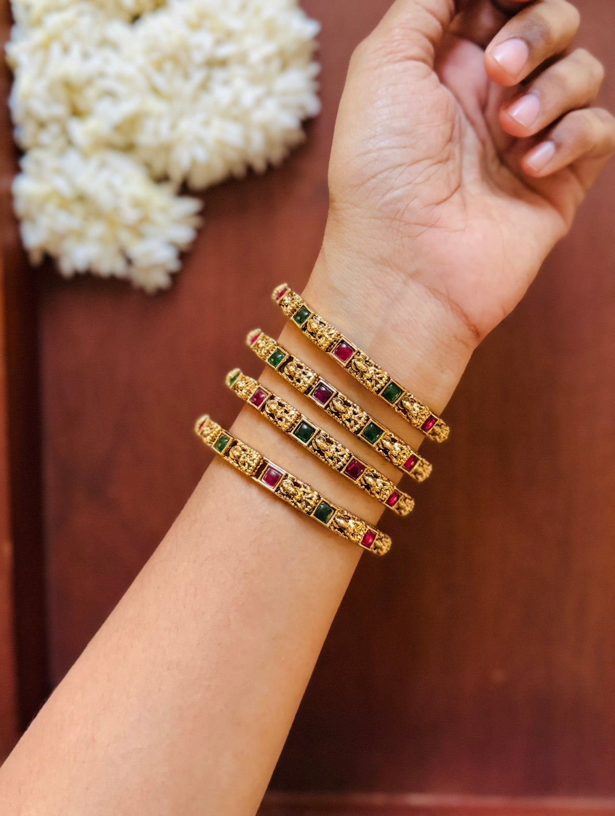 Shrishti bangles SJ19