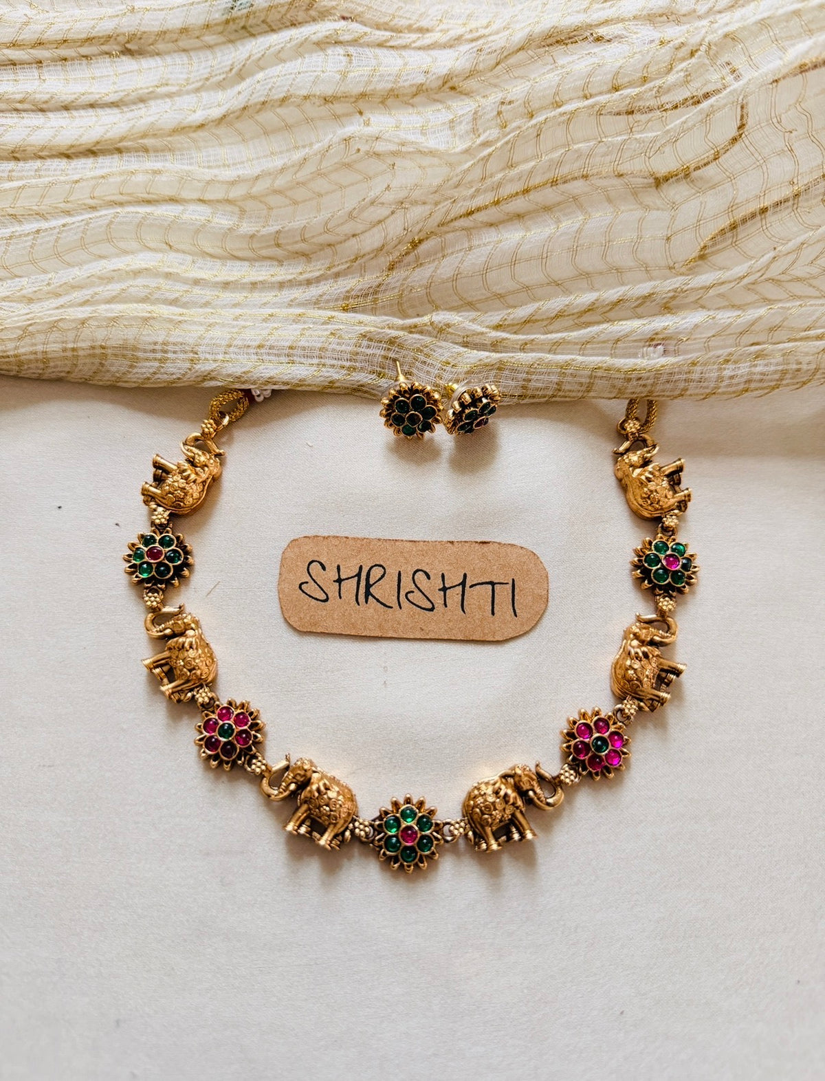 Haati necklace mix