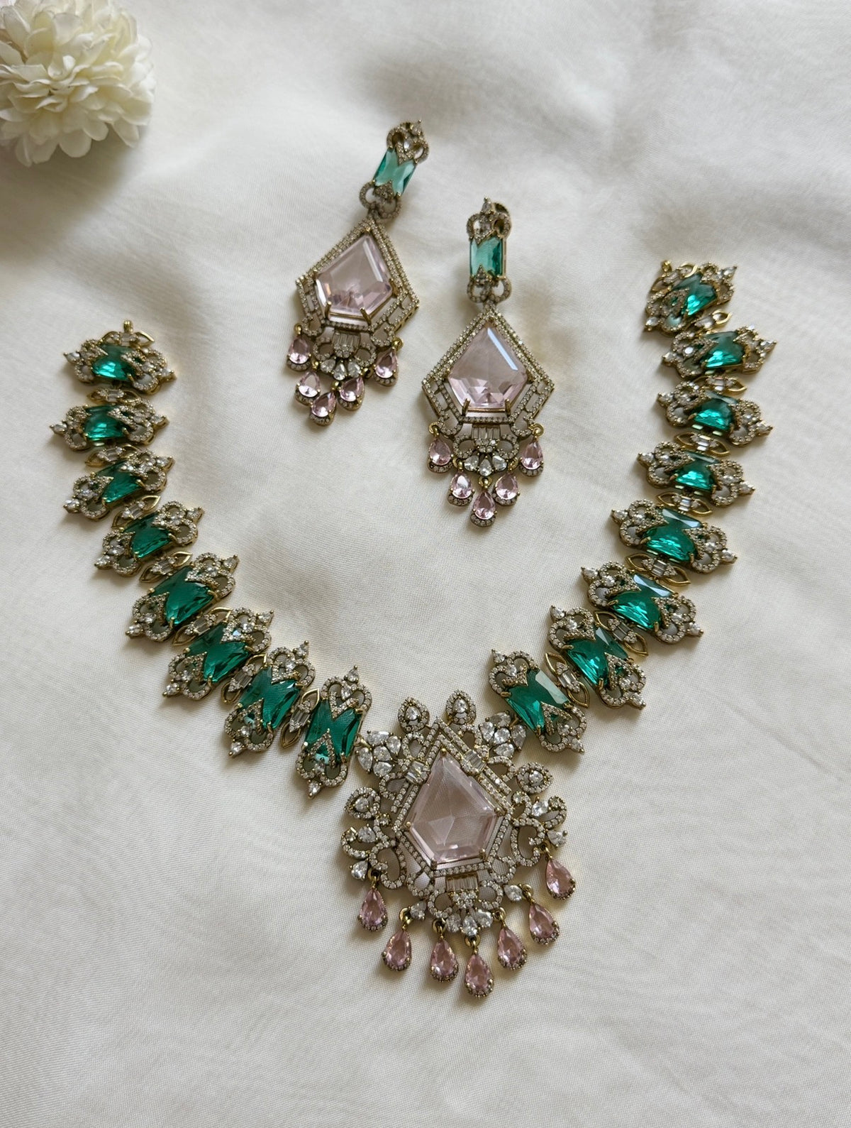 Luxe SJ241