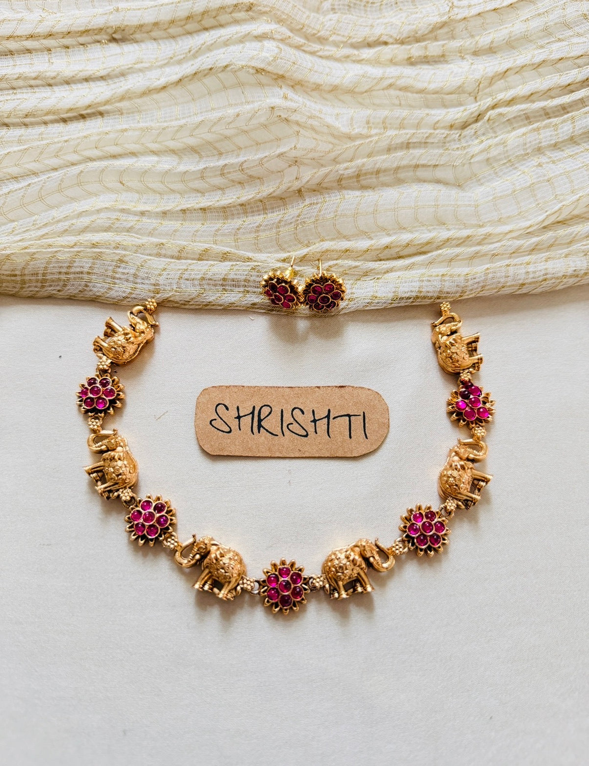 Haati necklace Ruby