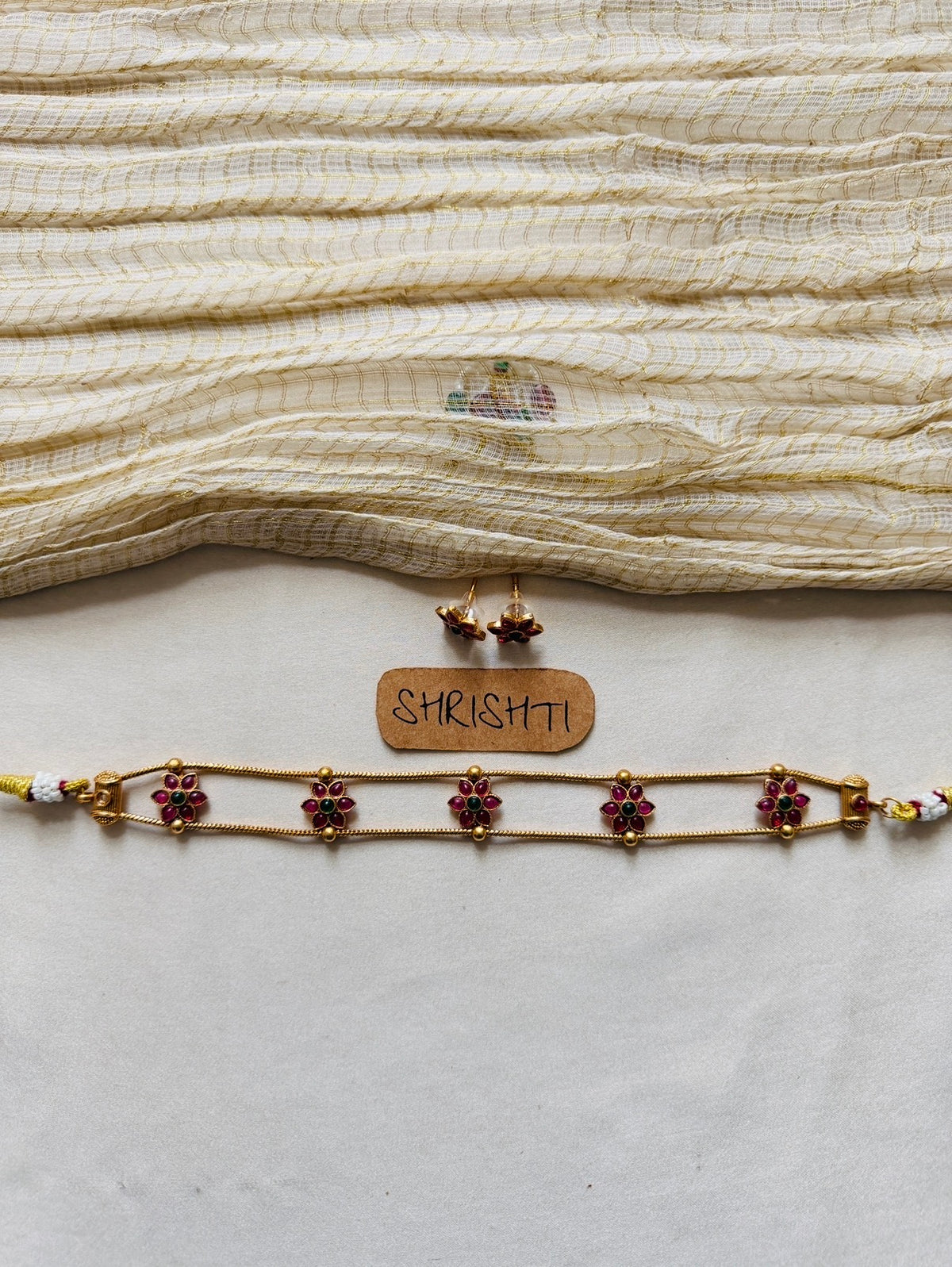 Kemp flower choker mix