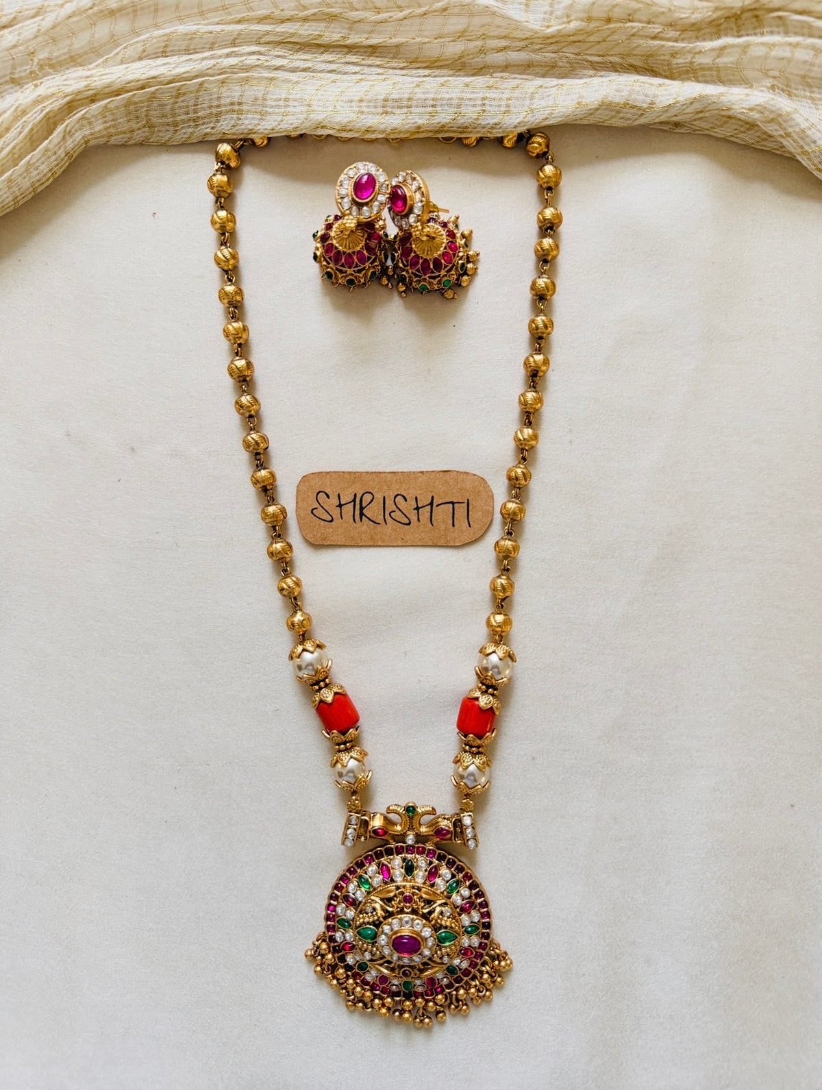 Kemp coral beads