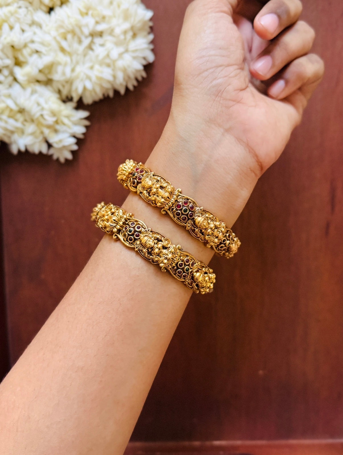 Shrishti bangles SJ23