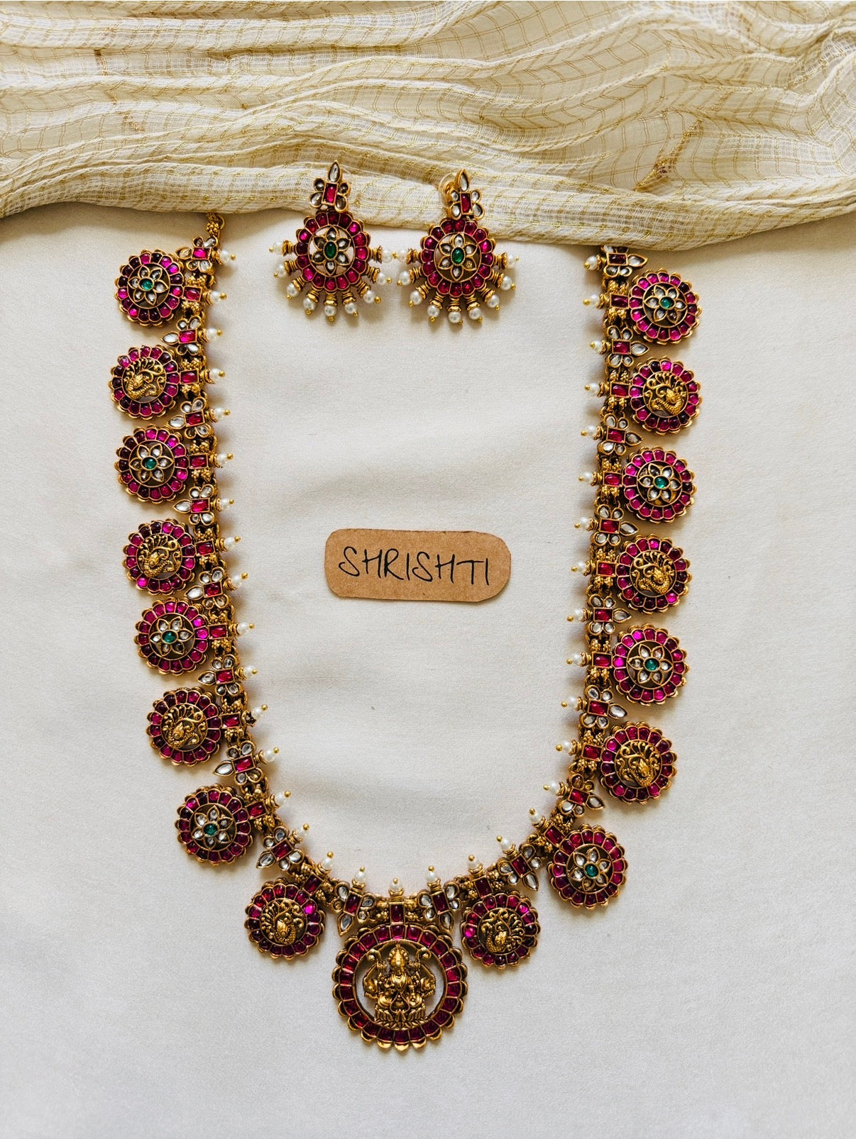 Kemp round haram ruby