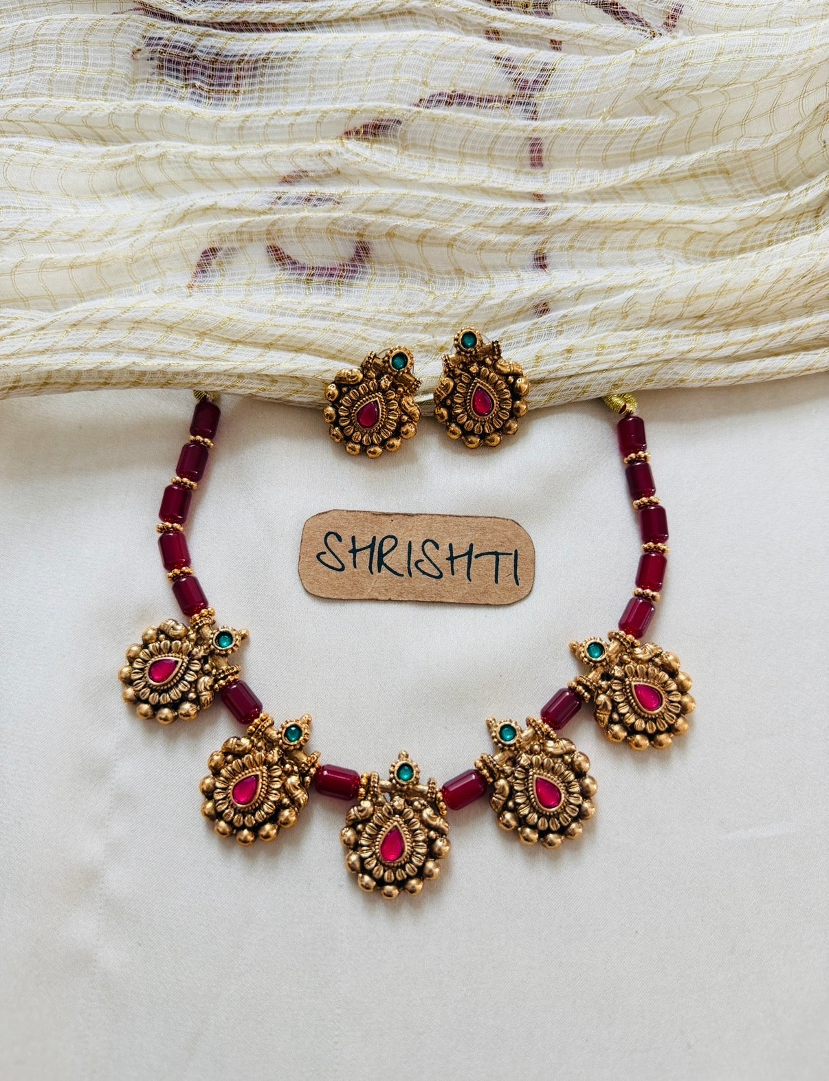 Charms maroon