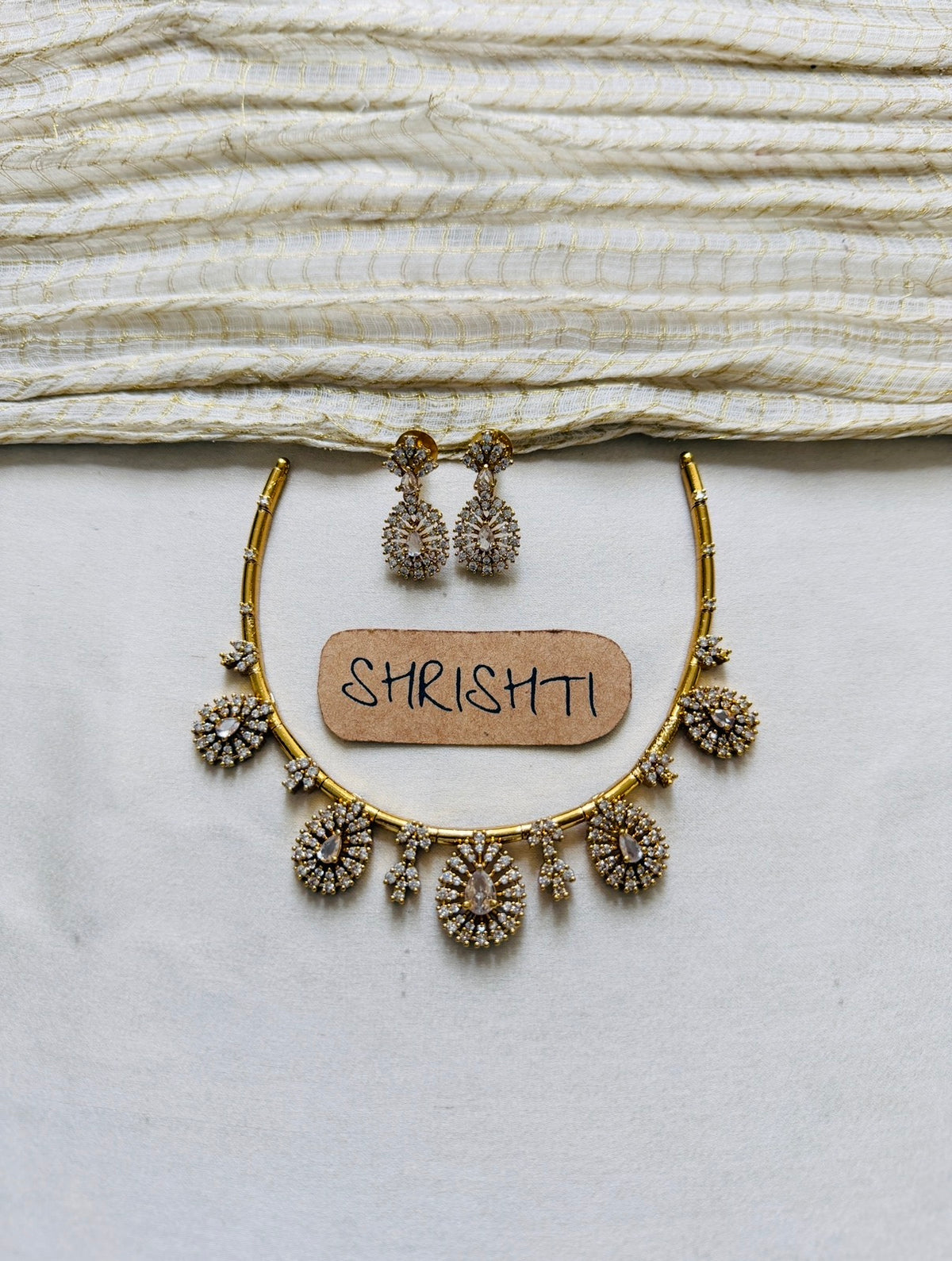 Diamond charms Hasli