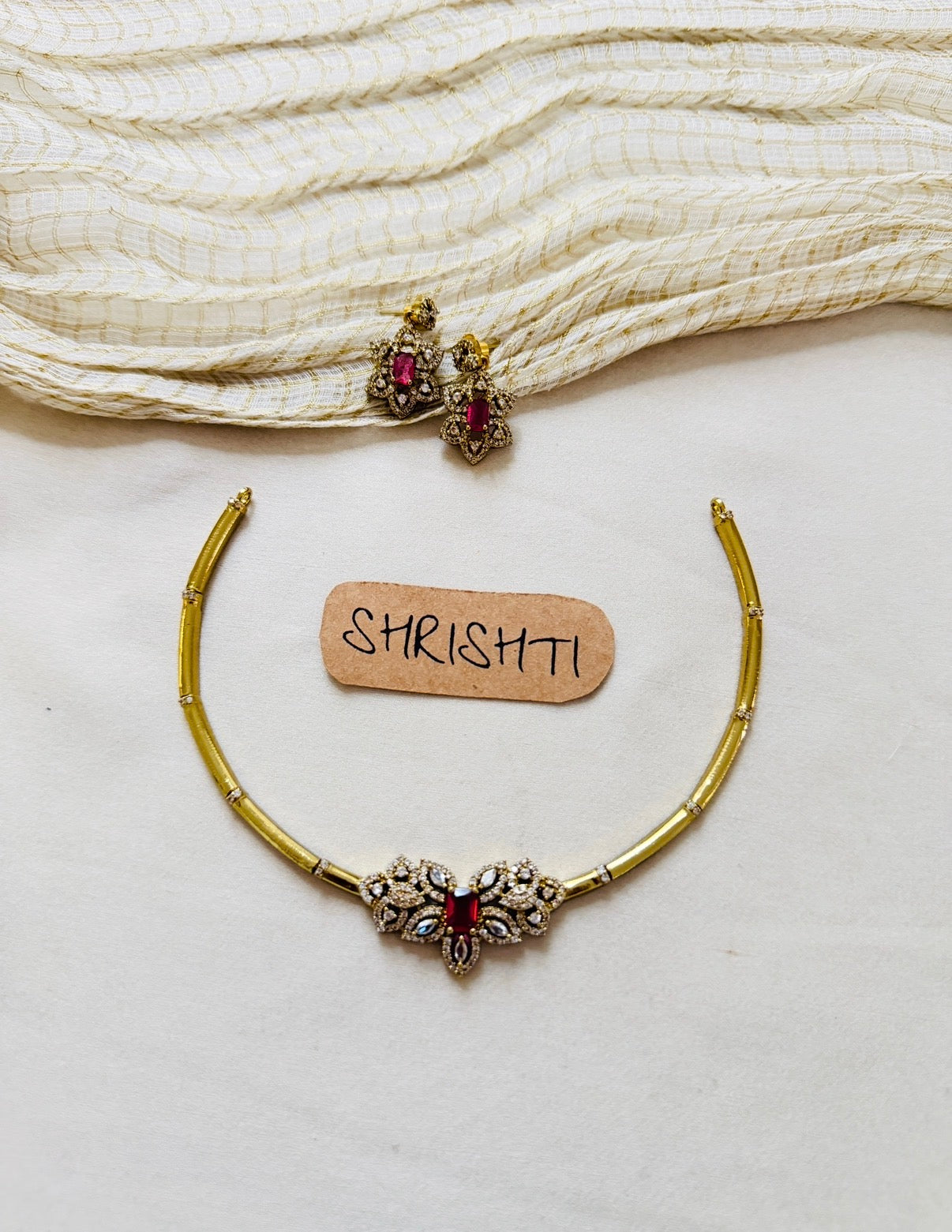Diamond hasli ruby