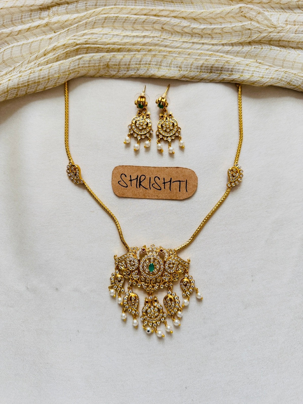 Mayil impon necklace