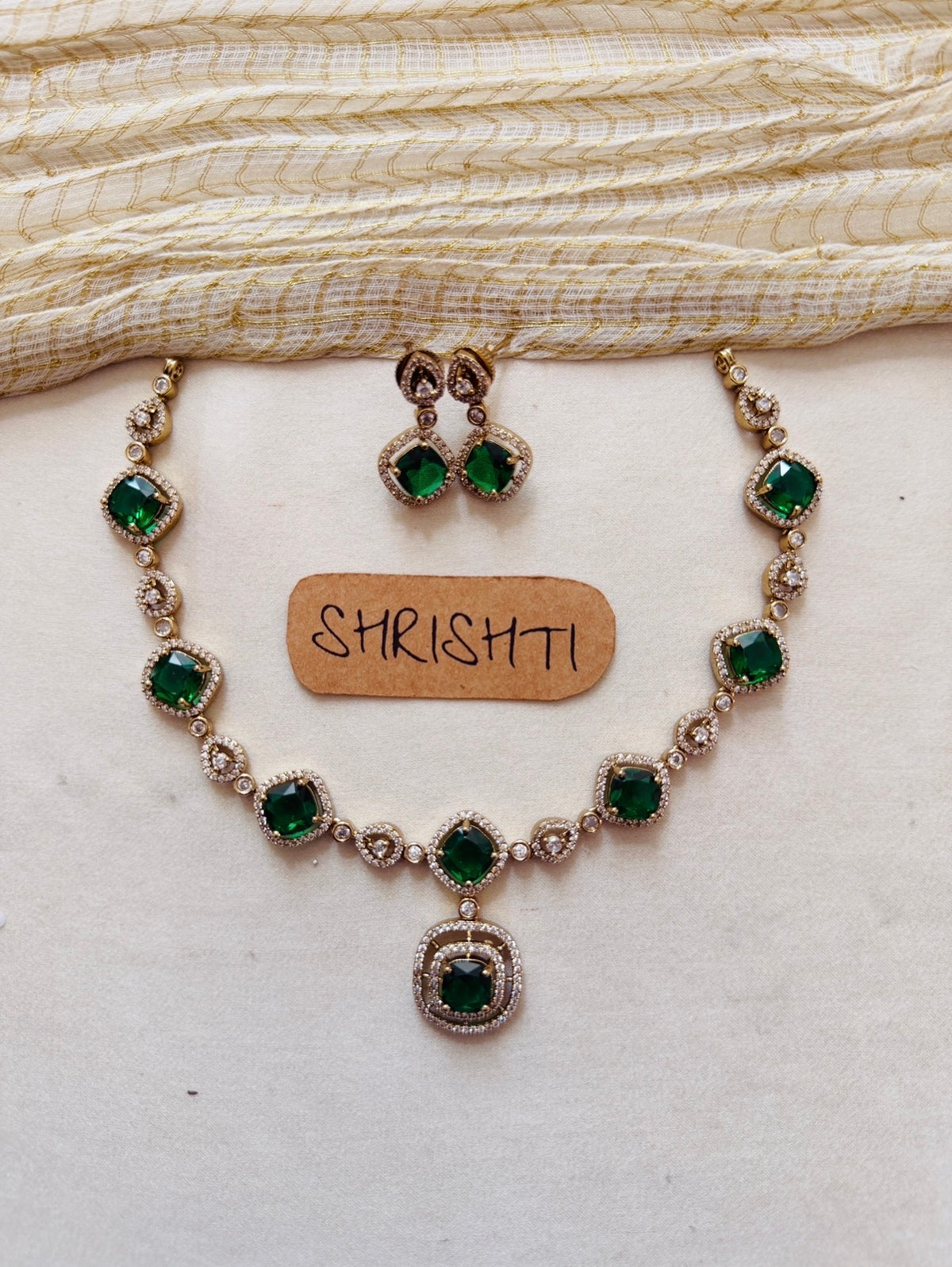 Diamond uncut green