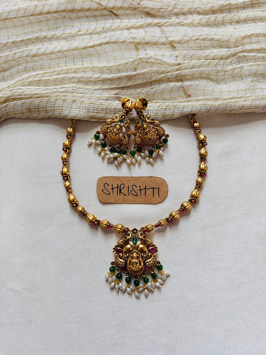 Nagas chain necklace green