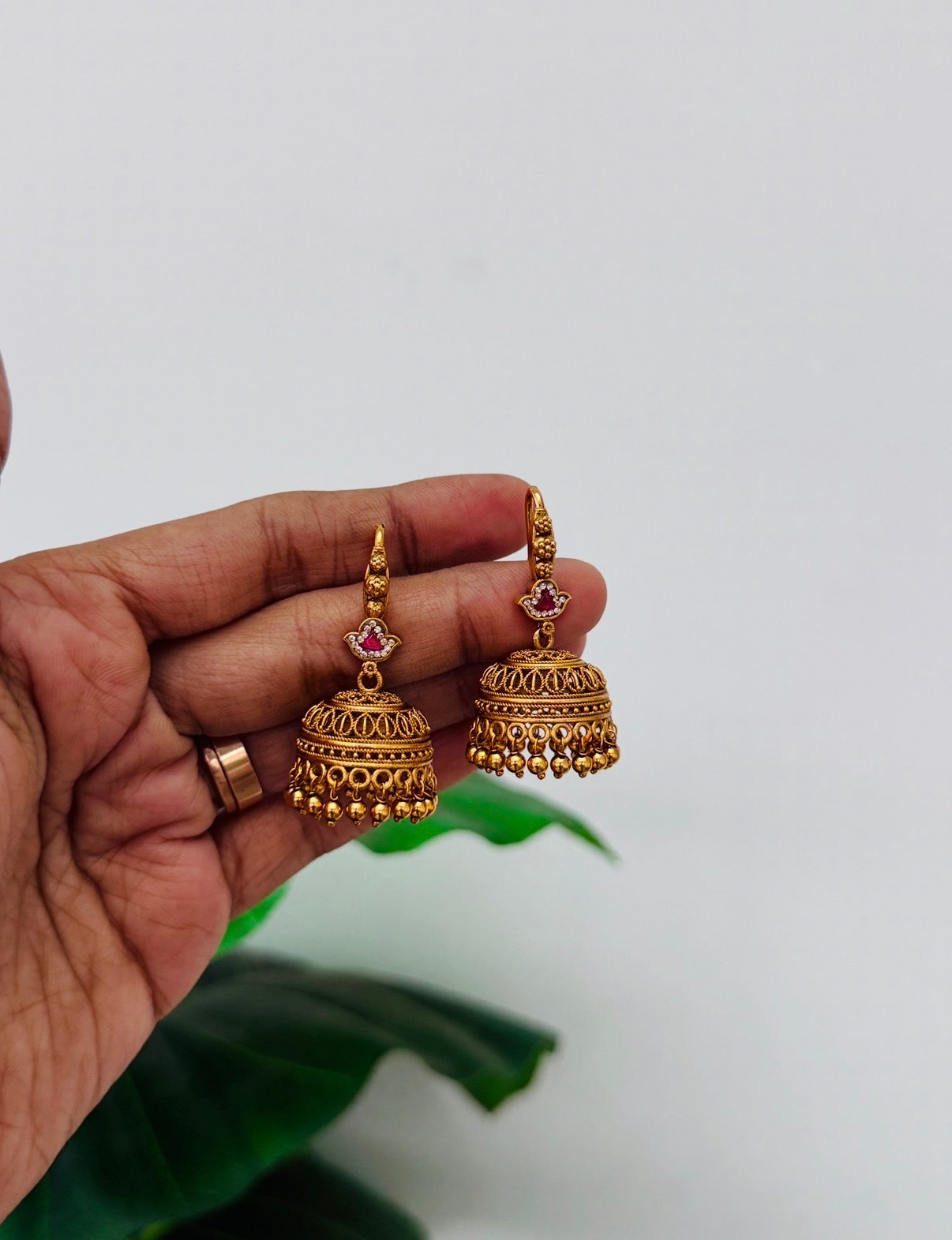 Hook gold jumka