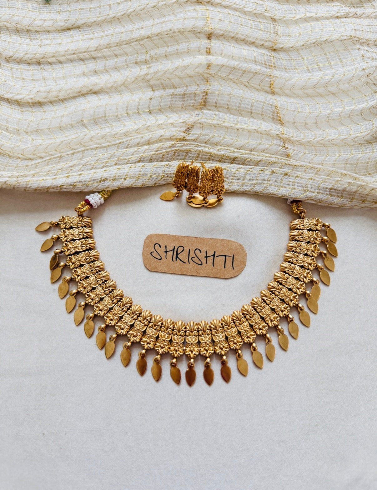 Poothali necklace