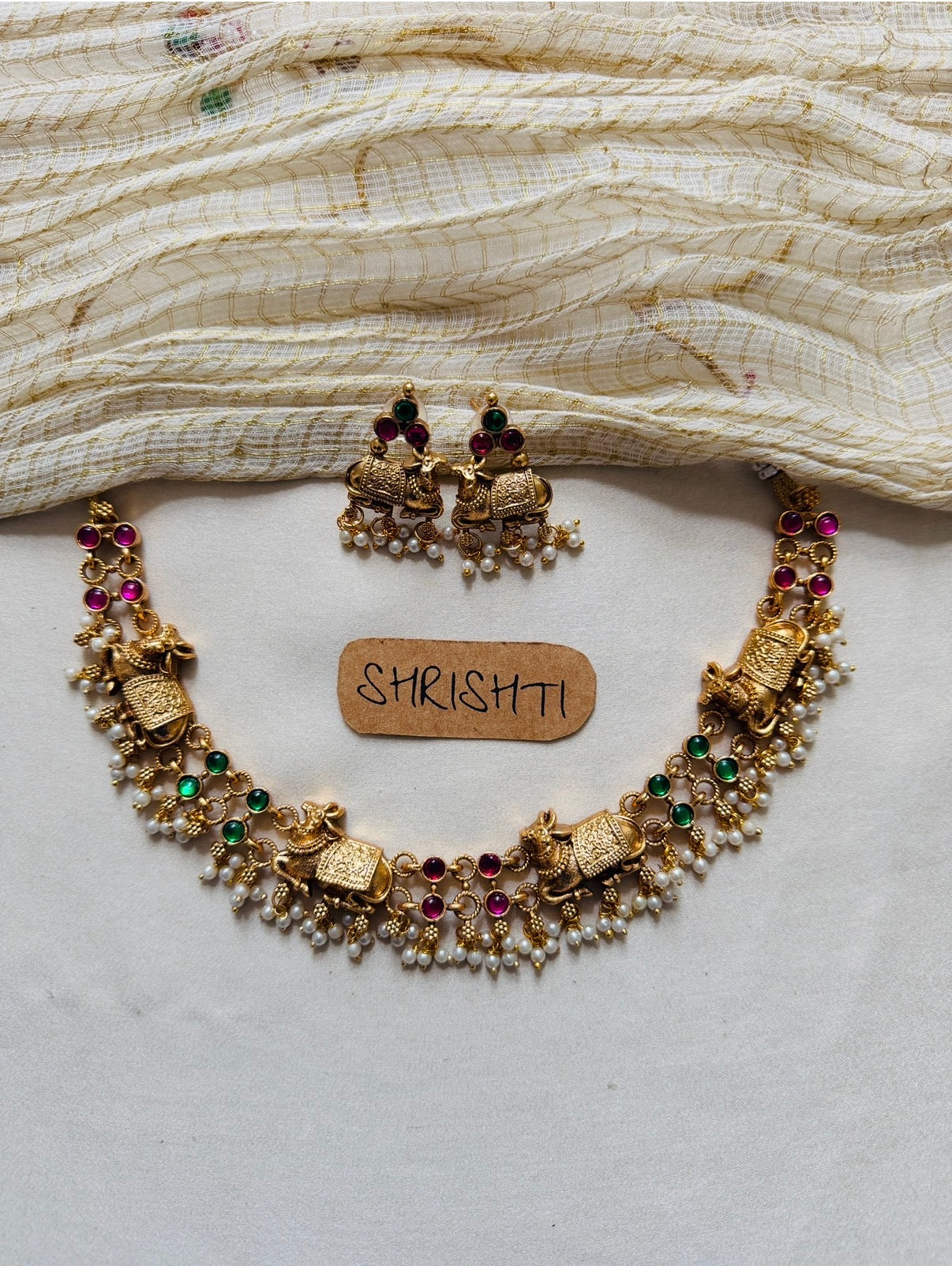 Nandhi necklace