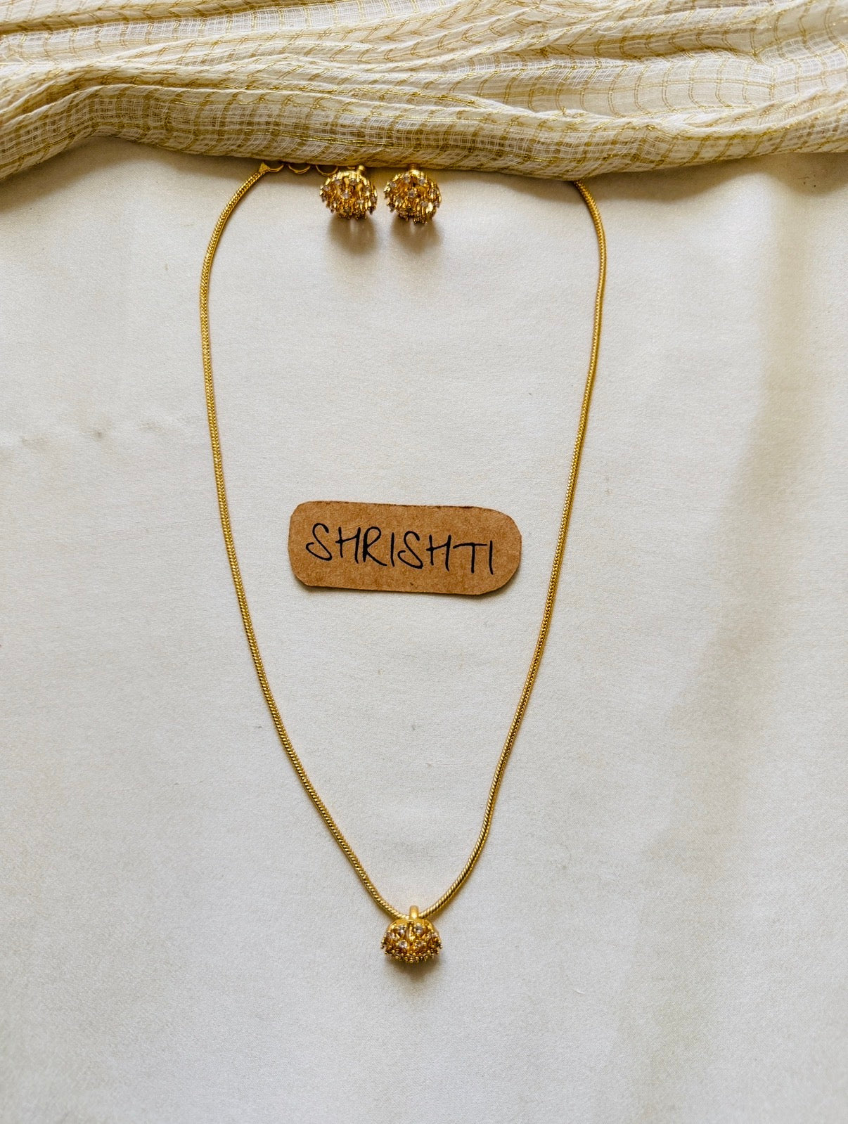 Diamond chain round