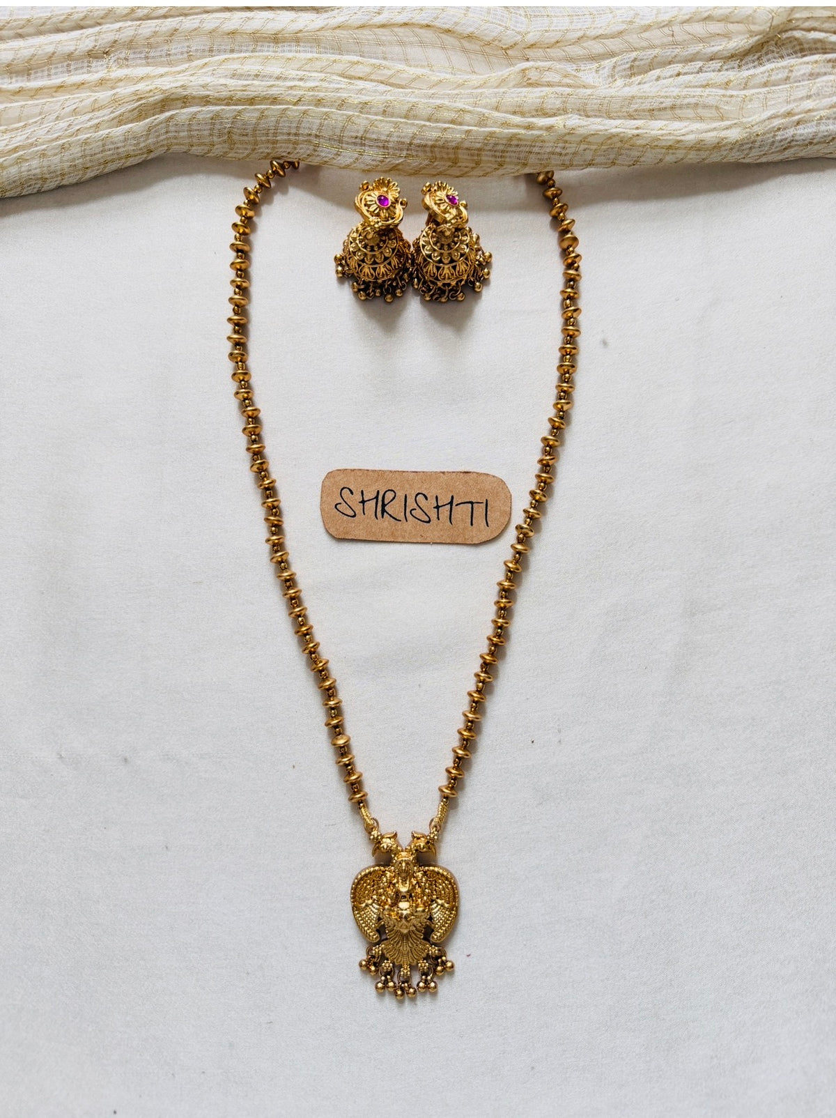 Jadau gold chain
