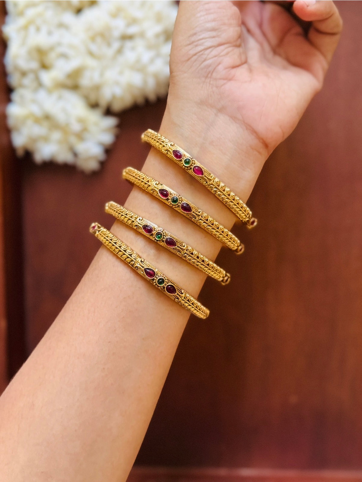 Shrishti bangles SJ18