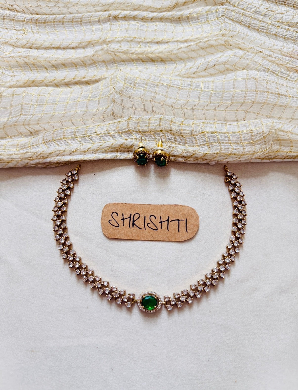 Diamond necklace green