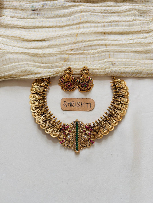 Coin antique designer