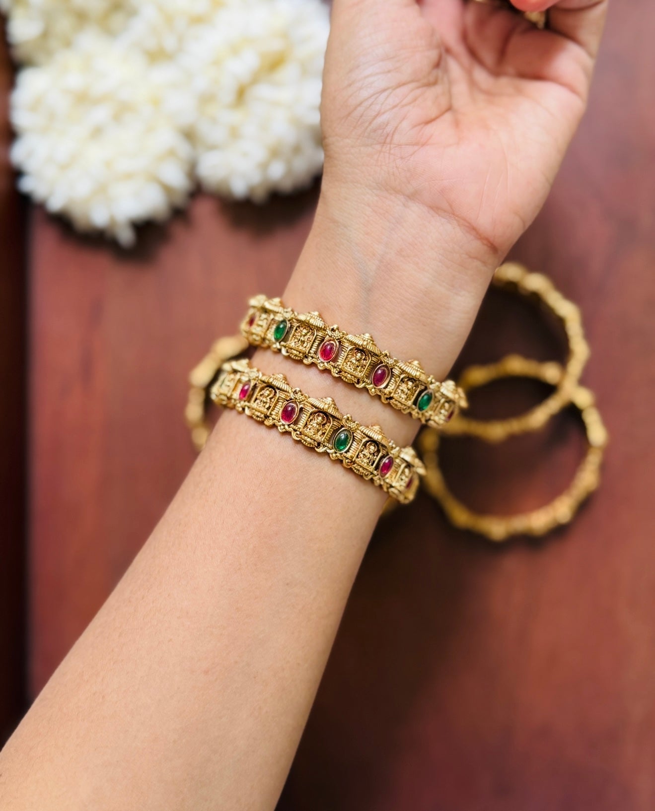 ruby green naga bangles