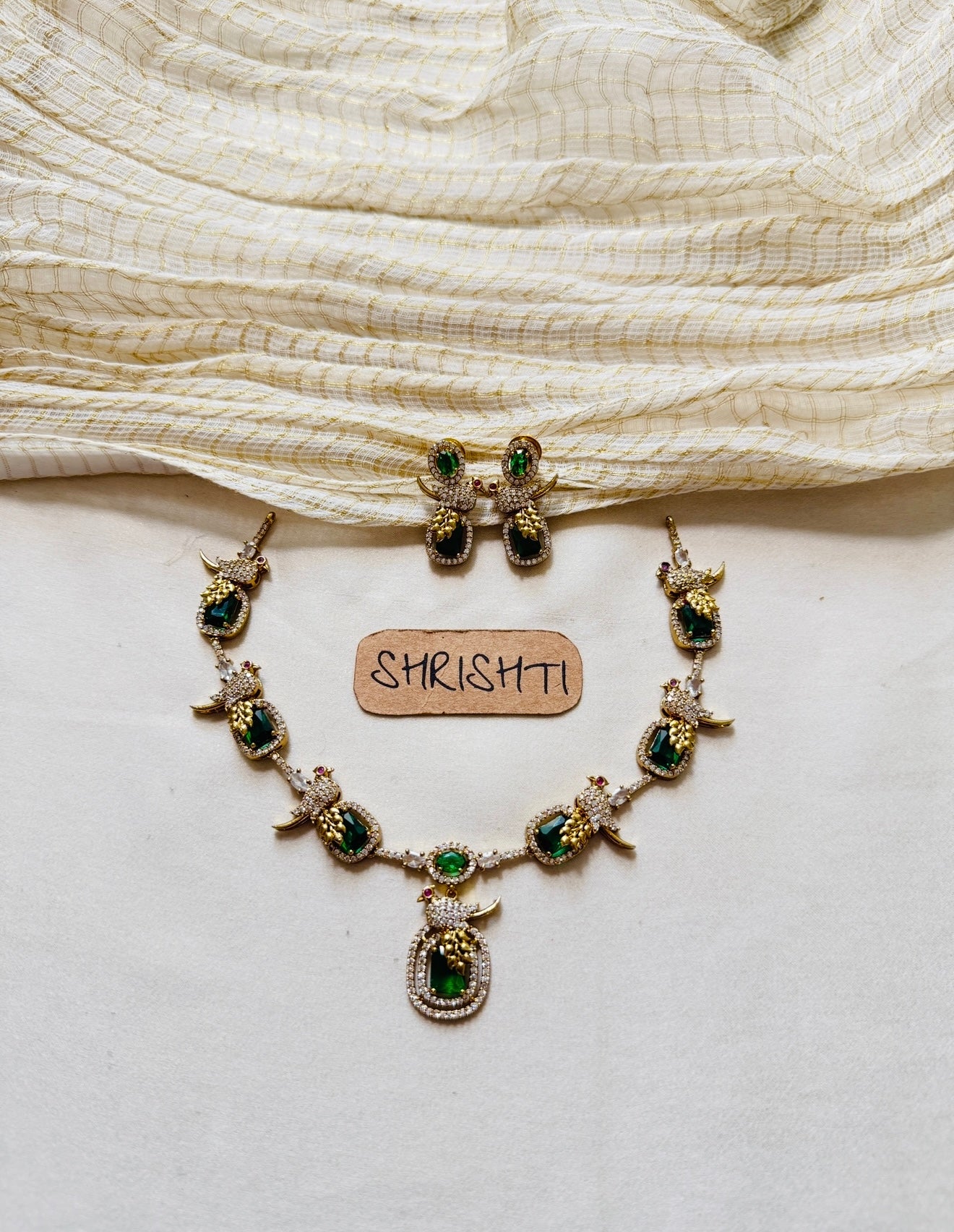 parrot victorian green