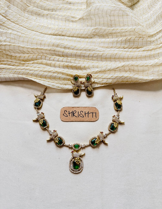 parrot victorian green