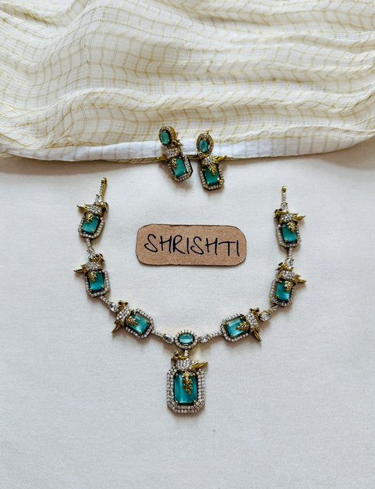 parrot diamonds blue