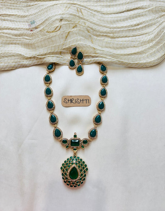 jothika necklace green