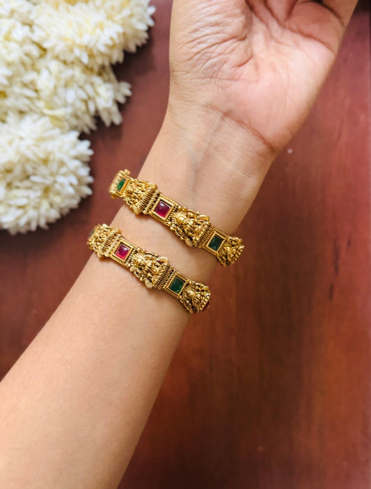 Budget nagas bangles