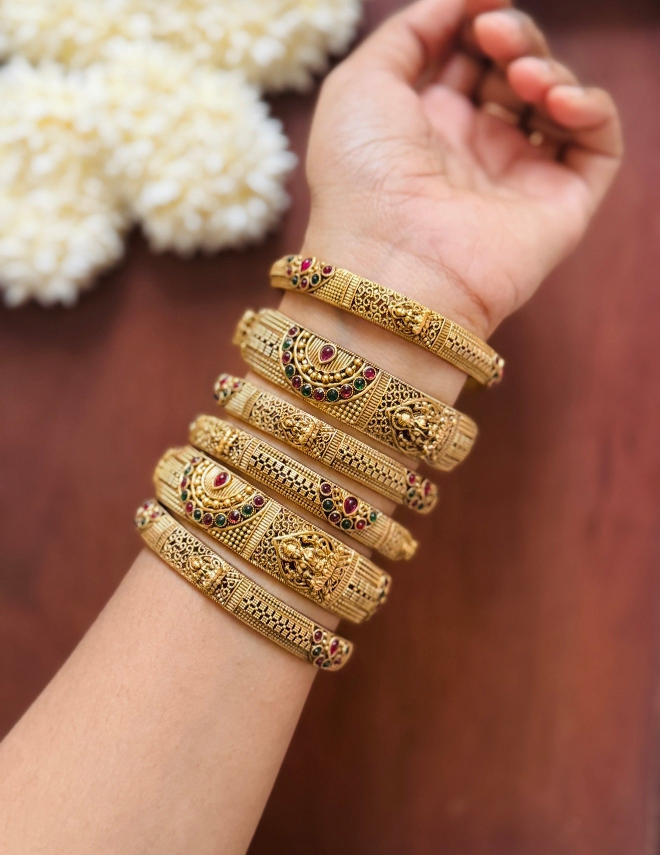 nagas bangles set