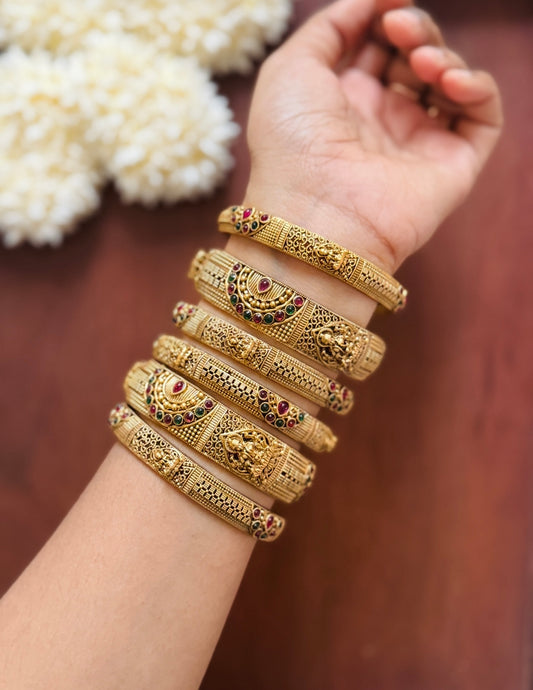 nagas bangles set