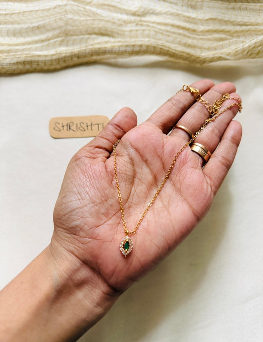 Diamond Pendant Chain Green